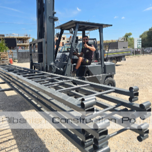 Pirun per ngarkim dhe shkarkim te skelave Pirun per ngarkim dhe shkarkim te skelave